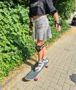 Skate Beschermset Maat L - 9 Tot 10 Jaar - Kinderen - Beschermers Skeelers/ Skate - Kniebeschermers, Elleboog En Polsbeschermers -NIJDAM Sport & Spel Winkel 1019x1200