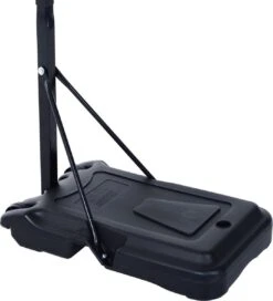 Merkloos Basketbal Korf Op Paal 205/250cm Hoog Basketbalpaal -NIJDAM Sport & Spel Winkel 1091x1200