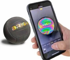 The BRIGHT Lichtgevende Volleybal | Reflecterend | Holografisch | Glow In The Dark | Kinderen En Volwassenen | Unisex | Wit/Zwart/Roze/Blauw/Geel | Maat 5 11 The BRIGHT Lichtgevende Volleybal | Reflecterend | Holografisch | Glow In The Dark | Kinderen En Volwassenen | Unisex | Wit/Zwart/Roze/Blauw/Geel | Maat 5 -NIJDAM Sport & Spel Winkel 1200x1034