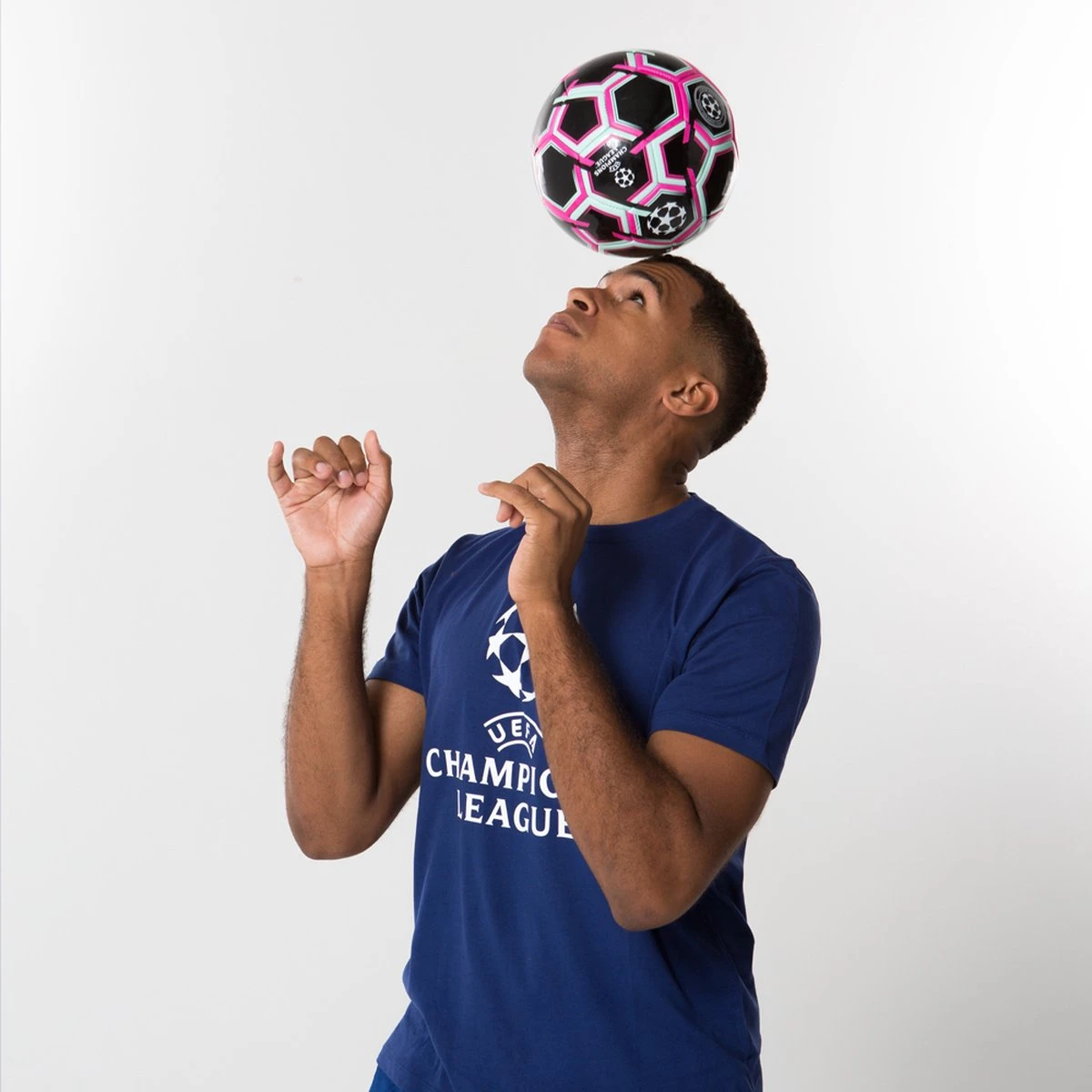 Champions League Voetbal Neon Black - Voetbal - One Size - Maat One Size 2 Champions League Voetbal Neon Black - Voetbal - One Size - Maat One Size - Afbeelding 2