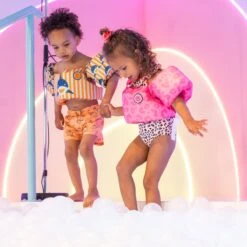 Swim Essentials - Puddle Jumper Zwemvest - Oranje/Blauw Haaien - 2-6 Jaar - 15-30 Kg 18 Swim Essentials - Puddle Jumper Zwemvest - Oranje/Blauw Haaien - 2-6 Jaar - 15-30 Kg -NIJDAM Sport & Spel Winkel 1200x1200 397