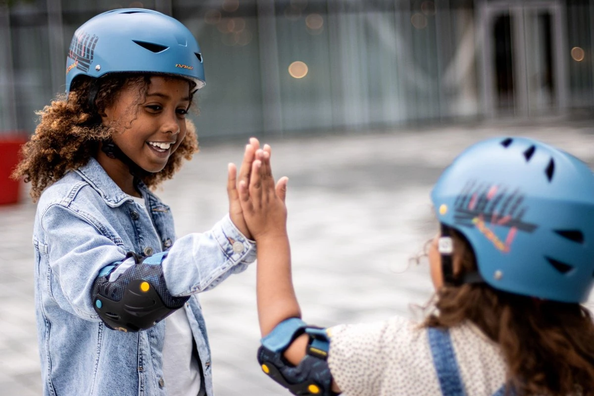 Nijdam Skate Helm - Sidewalk Sentinel - Blauw/Zwart - M 4 Nijdam Skate Helm - Sidewalk Sentinel - Blauw/Zwart - M - Afbeelding 4