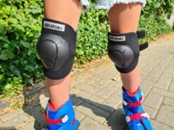 Skate Beschermset Maat L - 9 Tot 10 Jaar - Kinderen - Beschermers Skeelers/ Skate - Kniebeschermers, Elleboog En Polsbeschermers -NIJDAM Sport & Spel Winkel 1200x899 3