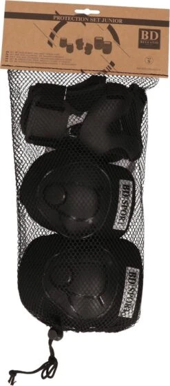 Skate Beschermset Maat S - 4 Tot 5 Jaar - Kinderen - Beschermers Skeelers/ Skate - Kniebeschermers, Elleboog + Polsbeschermers 17 Skate Beschermset Maat S - 4 Tot 5 Jaar - Kinderen - Beschermers Skeelers/ Skate - Kniebeschermers, Elleboog + Polsbeschermers -NIJDAM Sport & Spel Winkel 529x1200