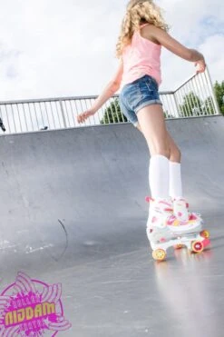 Nijdam Rolschaatsen Meisjes Verstelbaar Semi-Softboot - Rave Skate - Fluorroze/Fluorgeel/Wit/Grijs/Antraciet - 38-41 -NIJDAM Sport & Spel Winkel 799x1200 5