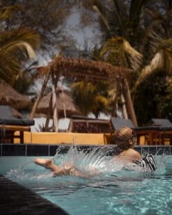 Piikaboo Puddle Jumper Zwemvest Zebra - 2-6 Jaar - 15-30 Kg 8 Piikaboo Puddle Jumper Zwemvest Zebra - 2-6 Jaar - 15-30 Kg -NIJDAM Sport & Spel Winkel 959x1200